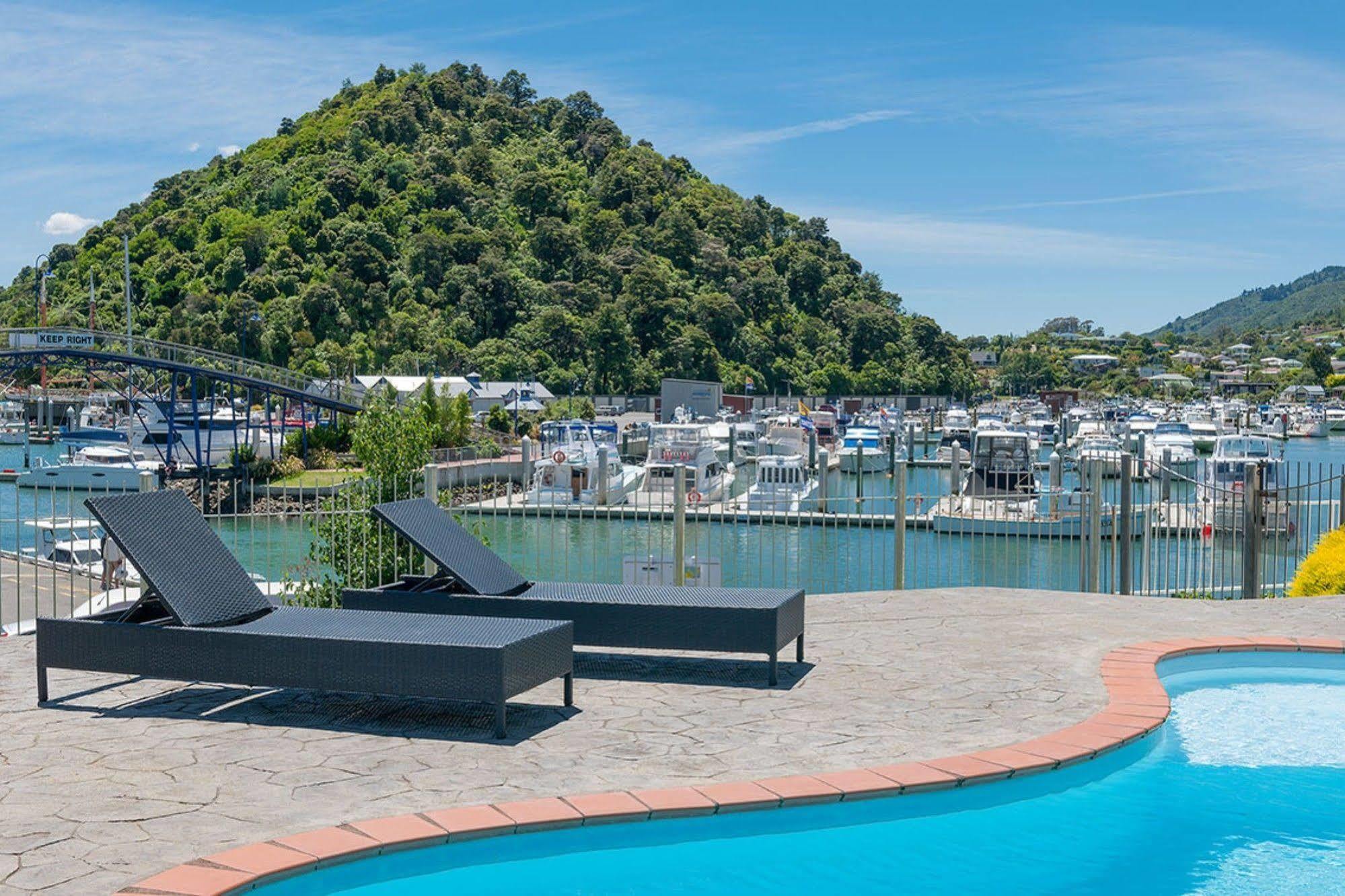 Beachcomber Inn Picton Ngoại thất bức ảnh